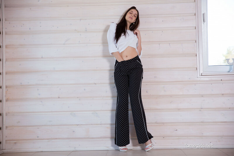 Екатерина, 25
